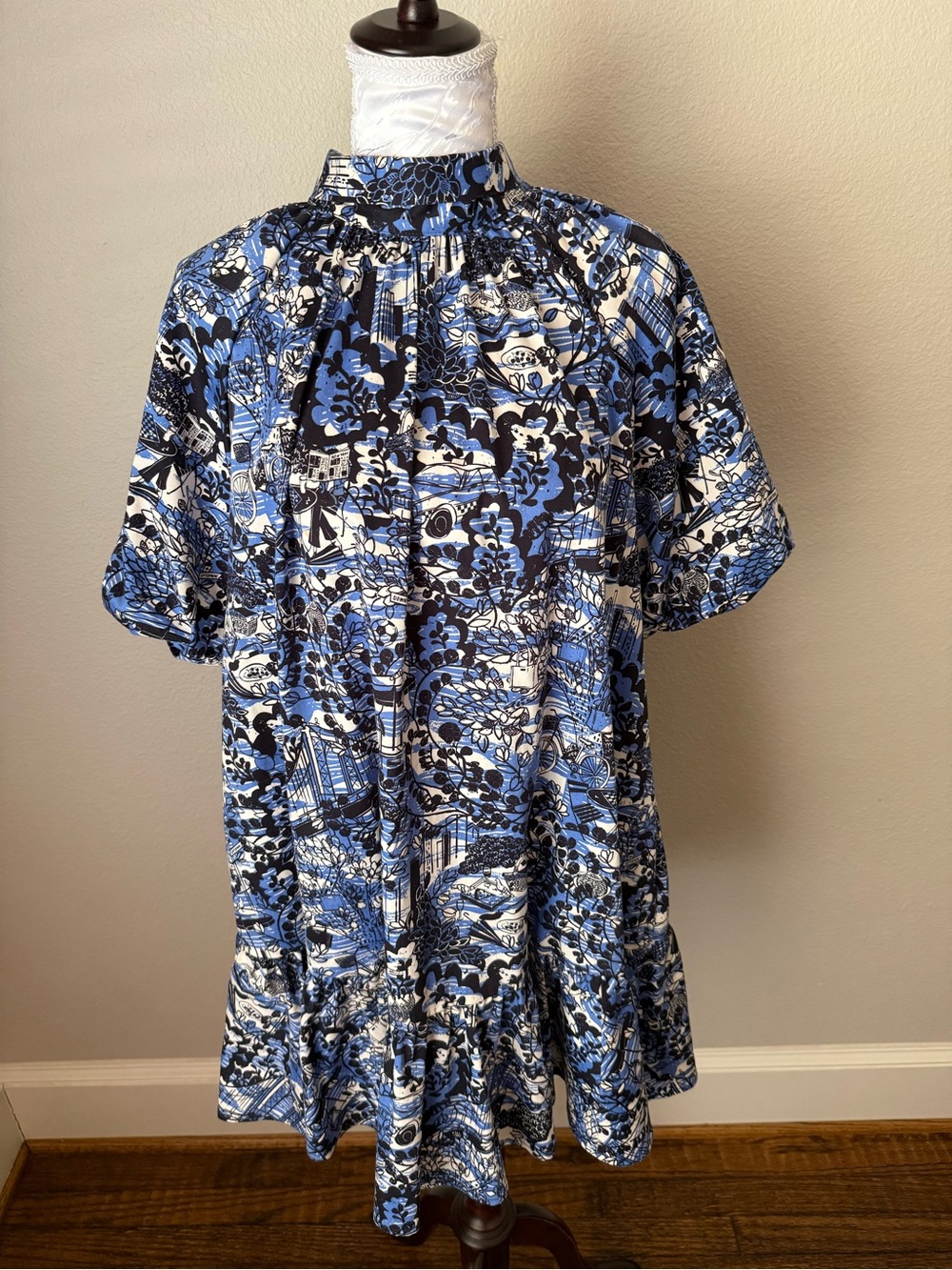 kate spade Blue and White Floral Print Short-Sleeve Dress